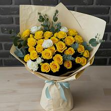 Букет цветов из:  Розы в Кирпильской