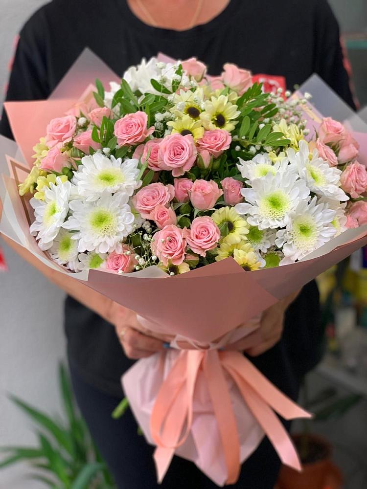 Букет цветов из: Розы и Хризантемы в Кирпильской