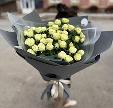 Букет Белые кустовые розы Солинеро #REPLACE_PRED# Кирпильской