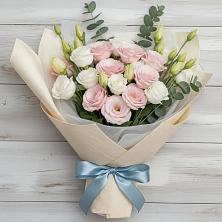 Букет цветов из:  Лизиантусы в Кирпильской