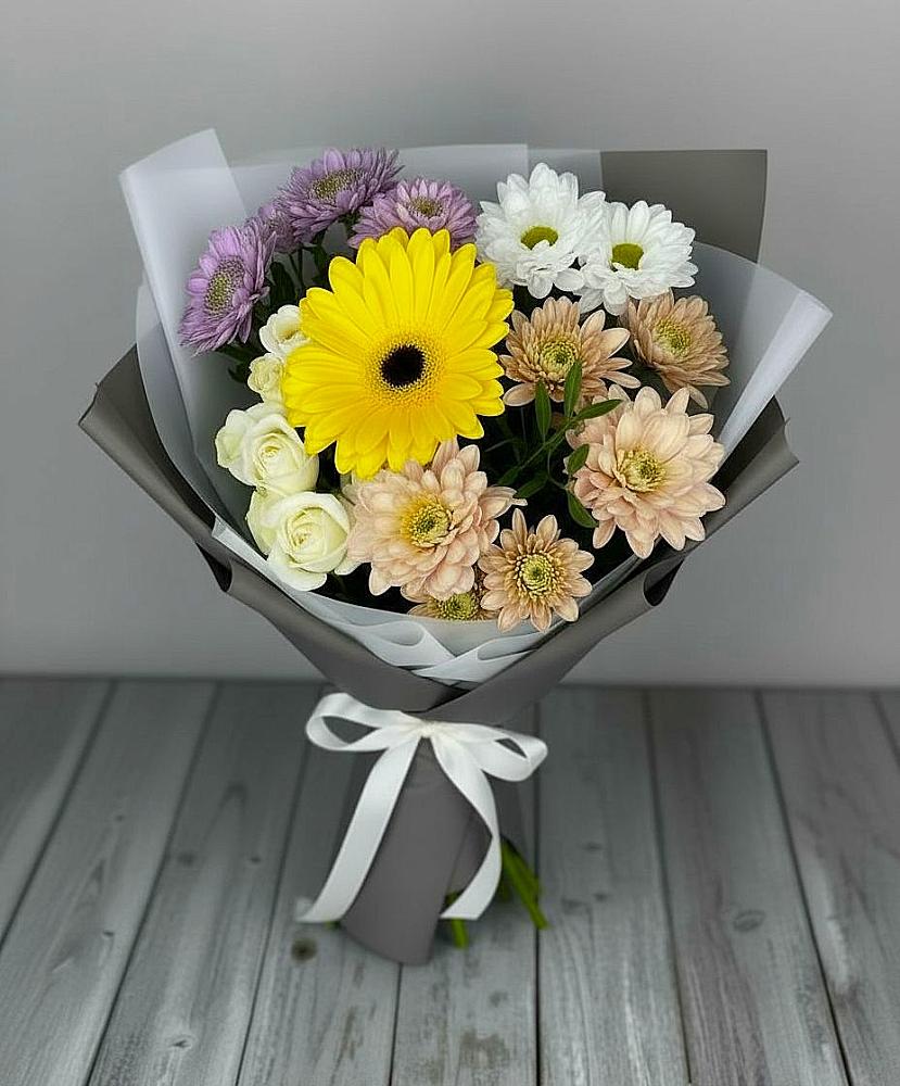 Букет цветов из: Розы, Герберы и Хризантемы в Кирпильской