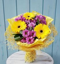 Букет цветов из:  Хризантемы и Герберы в Кирпильской