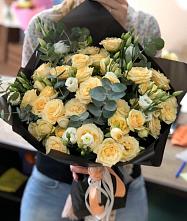 Букет цветов из:  Розы и Лизиантусы #REPLACE_PRED# Кирпильской