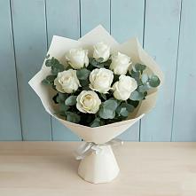 Букет Белые розы в Эвкалипте в Кирпильской