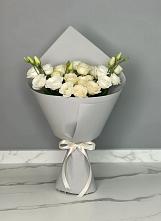 Букет цветов из:  Розы и Лизиантусы #REPLACE_PRED# Кирпильской